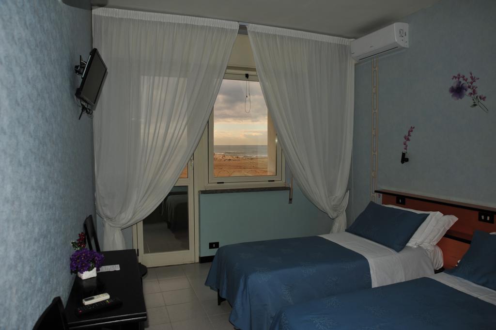 Marocca Otel Nettuno Oda fotoğraf